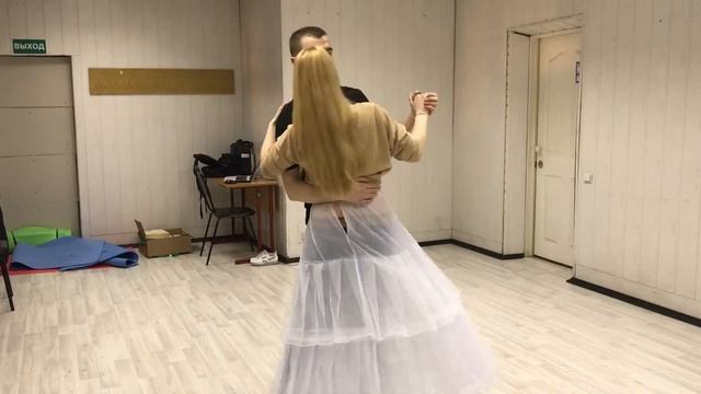 Лирический свадебный танец под свадебный танец под песню - Мир который подарил тебя! За три занятия смотреть онлайн