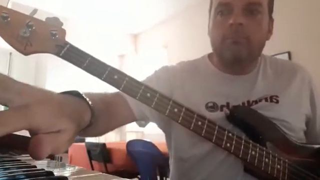 Fender made um México Jazz Bass смотреть онлайн