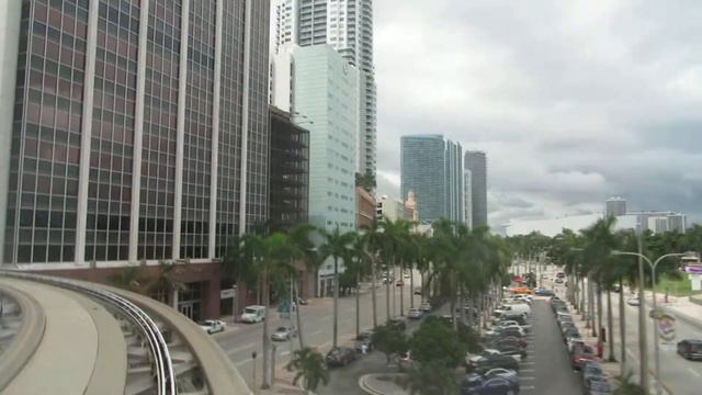 Monorail Train Miami Downtown монорельс Майами центр города. Деловой район