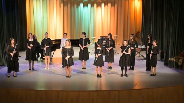 Ансамбль флейтистов старших классов ЦГИ смотреть онлайн