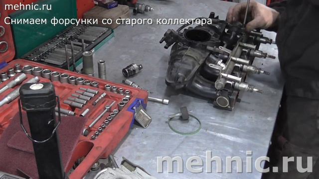 Замена впускного коллектора Тигуан 2.0 tsi с чисткой клапанов смотреть онлайн