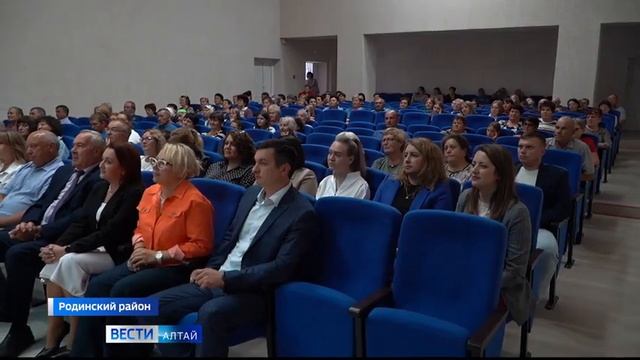 В посёлке Мирный Родинского района капитально отремонтировали дом культуры смотреть онлайн