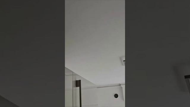 Tuya датчик движения Сценарий с люстрой смотреть онлайн