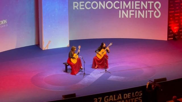Paola Requena-Isabel Martínez Guitar Duo performs Falla's La Vida Breve (Live concert) смотреть онлайн