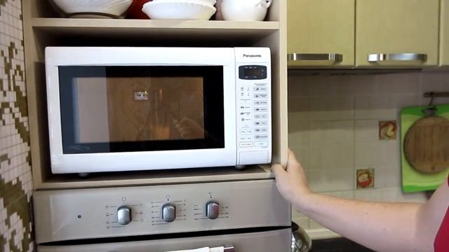 Взбиваем молоко для капучино в френч-прессе смотреть онлайн