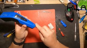 Замена аккумуляторов в Philips HC5612