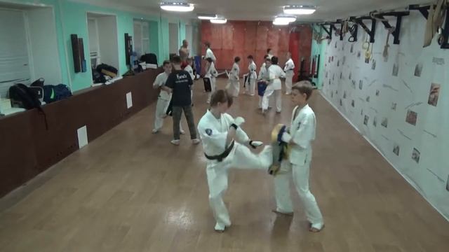 Тренировка 13 декабря 2018 года. Группа №3 Киокусинкай Каратэ Климовск смотреть онлайн