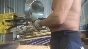 Зиговка отводов из оцинкованной стали