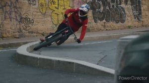 Путешествие на велобайке по улочкам Парижа