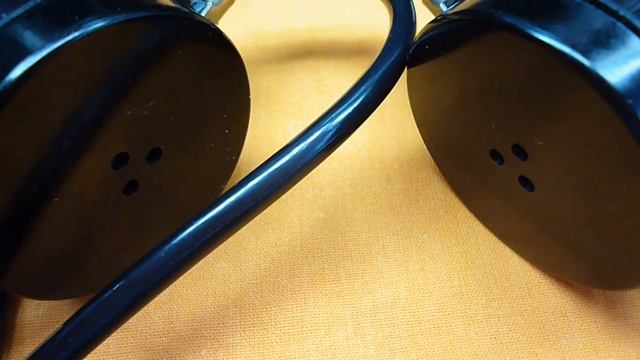 Vintage Soviet Russian USSR military radio headphones TA-56M 3200 ohms 2X1600 смотреть онлайн