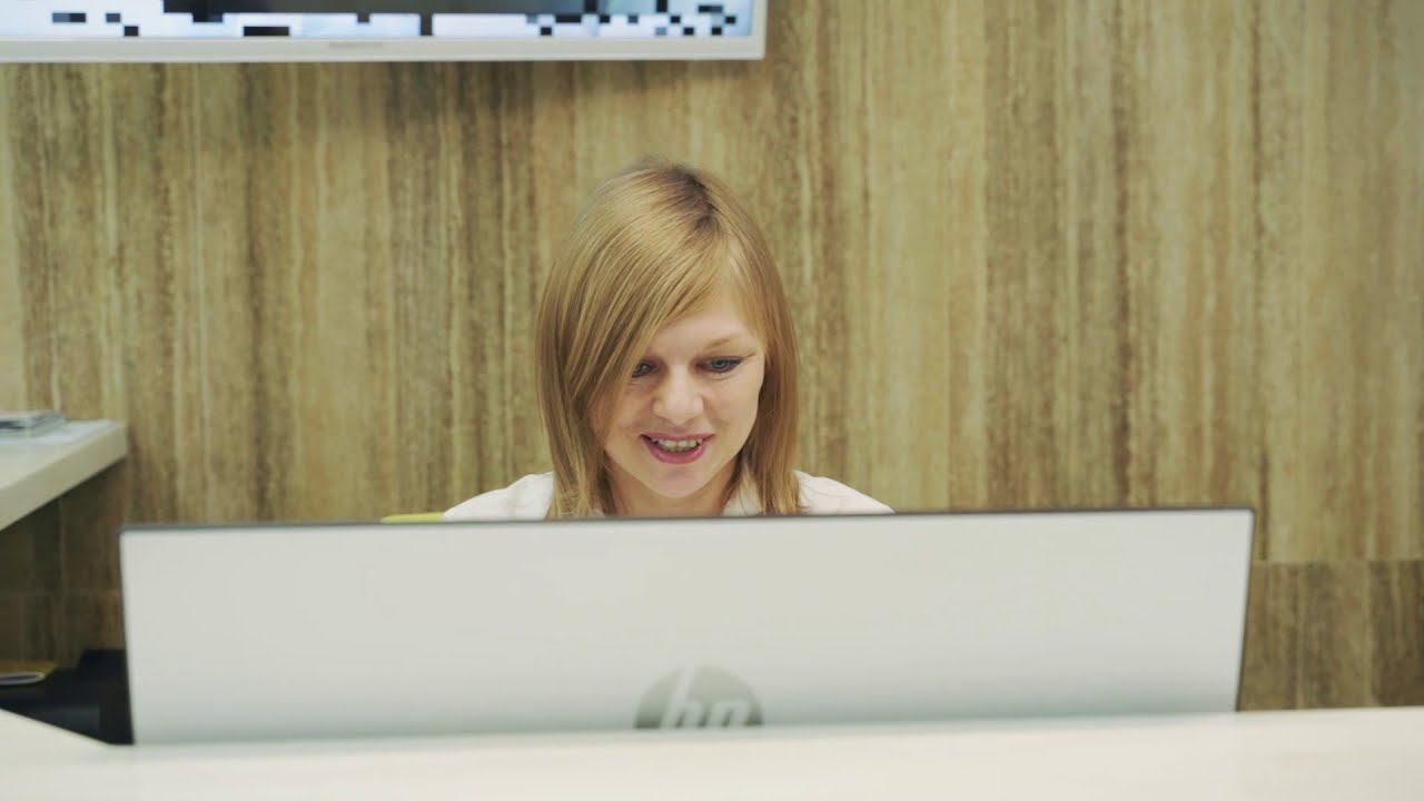 Стоматология Доктора Лютикова: "Мы скорректировали бизнес-процессы в клинике с БИТ.Стоматология" смотреть онлайн