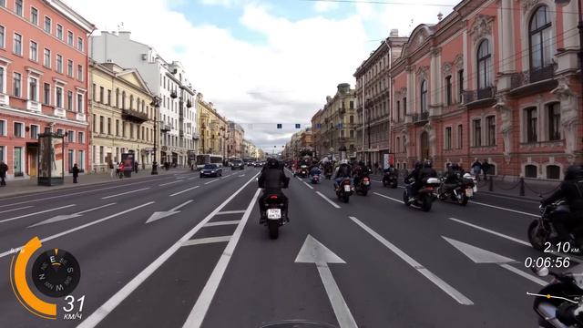 Закрытие мотосезона в Питере 04.10.2014 Часть 2. Невский проспект смотреть онлайн