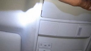 Skoda Yeti. Скрытая прокладка проводки для видеорегистратора.