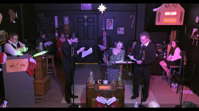 KCAL presents "Fibber McGee and Molly." смотреть онлайн
