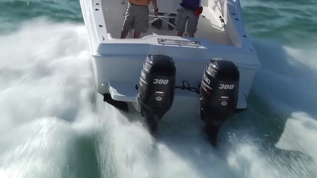 Dusky 33 w/ twin Suzuki 300's смотреть онлайн