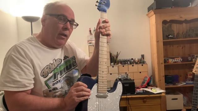 T-Type guitar with 5 way switch смотреть онлайн