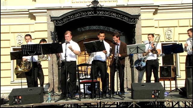  Olympic Brass, Илья Гиндин (кларнет), Роман Шиндер (гитара) смотреть онлайн