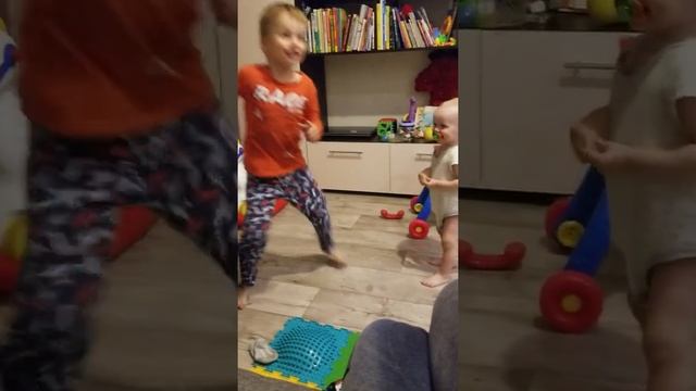 Танцы перед сном. август 2020 смотреть онлайн