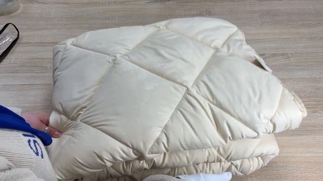 Распаковка всесезонного одеяла Золотой верблюд от Фабрики снов смотреть онлайн