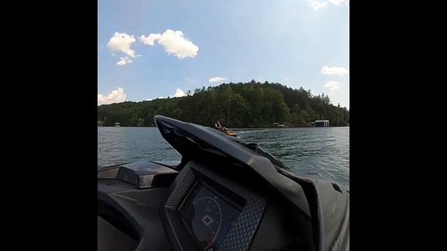 GP1800R SVHO RACE AGAINST 2022 RXT300 смотреть онлайн