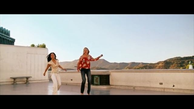 Perfect Demi Moore as Madison Lee смотреть онлайн