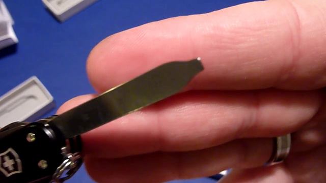 Victorinox Minichamp Alox смотреть онлайн
