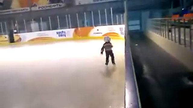 Ледовый дворец Пойковский смотреть онлайн