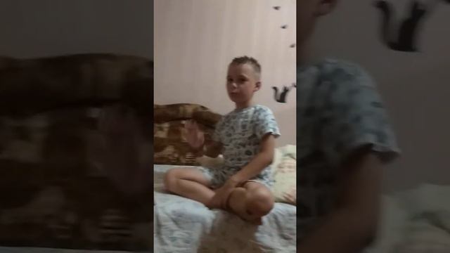 Выпал зуб в 7 лет. Что делать? смотреть онлайн