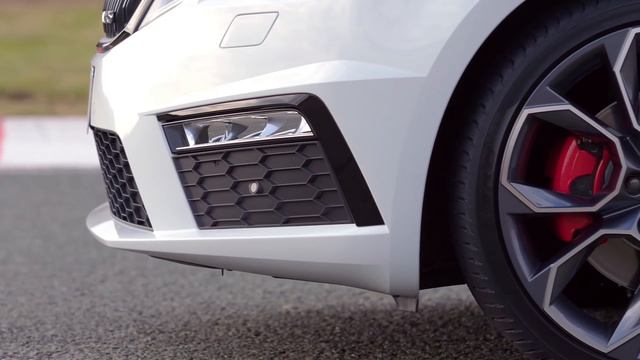 Skoda Octavia A7 RS - Видеообзор смотреть онлайн