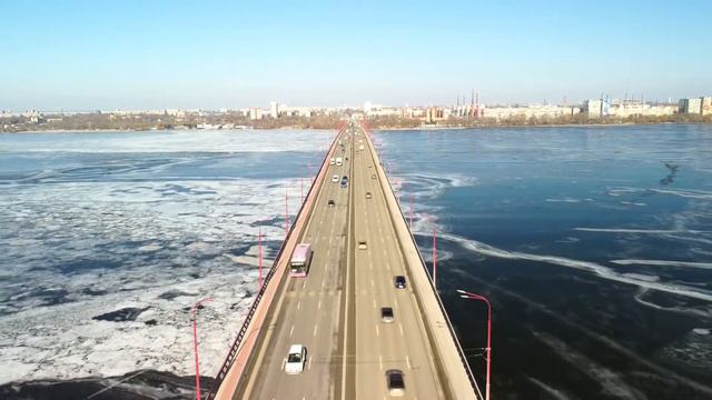ДНЕПР (город и река) с высоты ✈ Набережная, лёд, мосты, высотки, стадионы ⚽ смотреть онлайн
