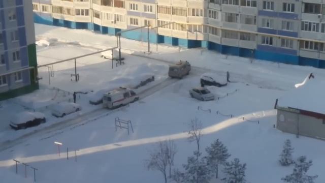 Одна из причин почему долго едет скорая помощь . смотреть онлайн
