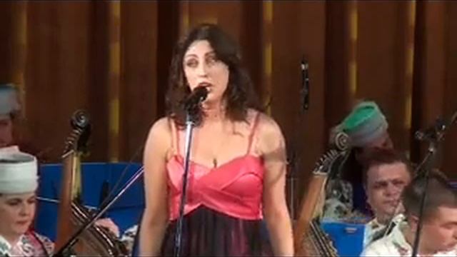 Українська народна пісня "На вулиці скрипка грає" смотреть онлайн