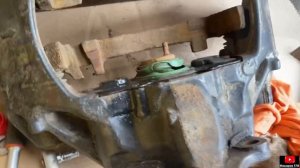 Сломался MAN моего Тестя ТГС 26.350!! Помогаю ему снять тормозной суппорт. Разобрали Суппорт.