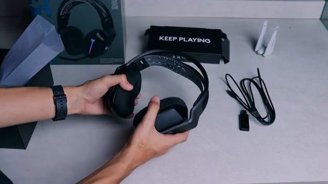 UNBOXING E PRIMEIRAS IMPRESSÕES - LOGITECH G733 смотреть онлайн