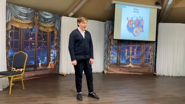 «Живая классика» Лавров Артём.mp4 смотреть онлайн