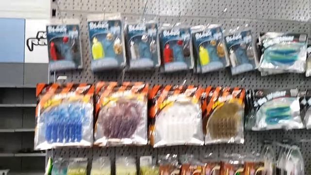 Крупнейший рыболовный магазин Голландии : Fauna Hengelsport. Часть 1.