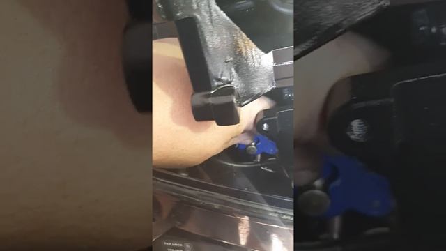 Как снять редуктор лодочного мотора Mercury 9.9 15 мультирумпель