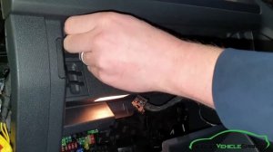 VW TIGUAN MK2 - How To Remove Heater Blower Motor Air Con Fan & Resistor Removal