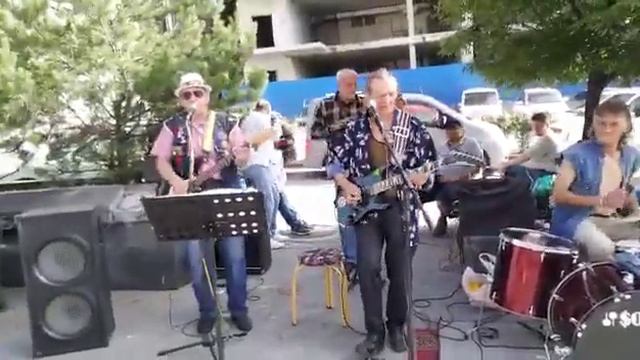 Приморский "Арбат".Уличные музыканты .2018 год смотреть онлайн