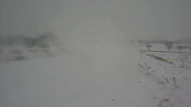 VW Passat syncro 5-Zylinder im Schnee смотреть онлайн