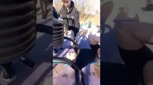 Никита МАЛИНА жмёт.