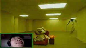 здесь кто-нибудь есть_