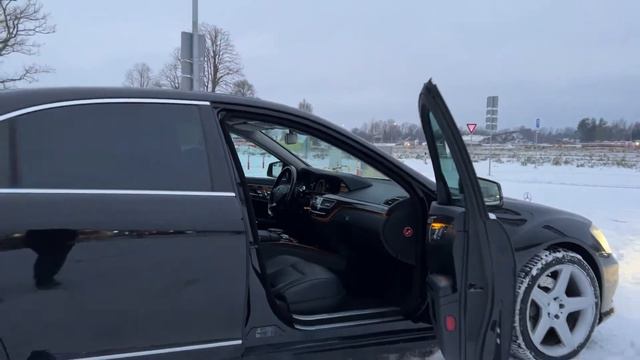 Mercedes-Benz S400 смотреть онлайн