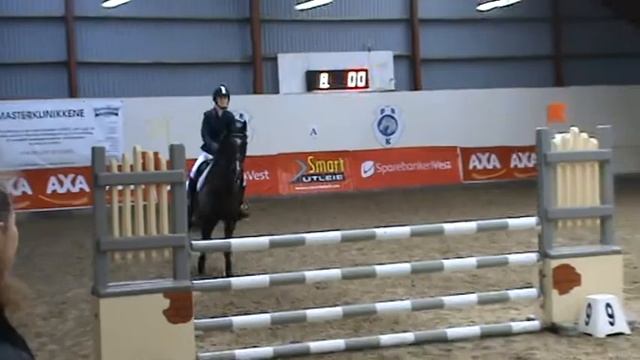 Anita Flatholm - 100 cm (2).MPG смотреть онлайн