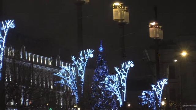 Прогулка по Сенной площади смотреть онлайн