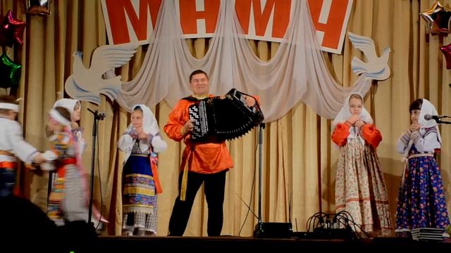 2014.11.21. Варенька. "Два Весёлых Гуся". Младшая группа. смотреть онлайн