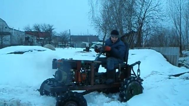 Минитрактор самодельный. Буксировка швелера смотреть онлайн