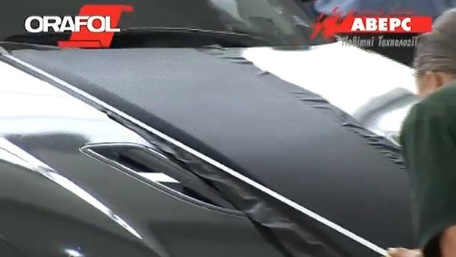 Оклейка капота пленкой ORACAL серии 975 смотреть онлайн