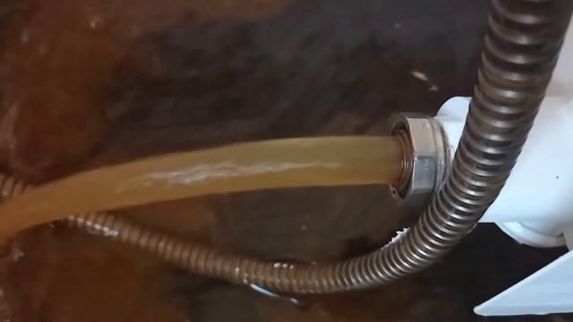 Промывка радиаторов отопления. САМЫЙ ПРОСТОЙ СПОСОБ! смотреть онлайн