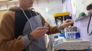 Как склеить оргстекло plexiglas gs. Клей Acrifix 2R0190.Разбовитель  Acrifix TH032.